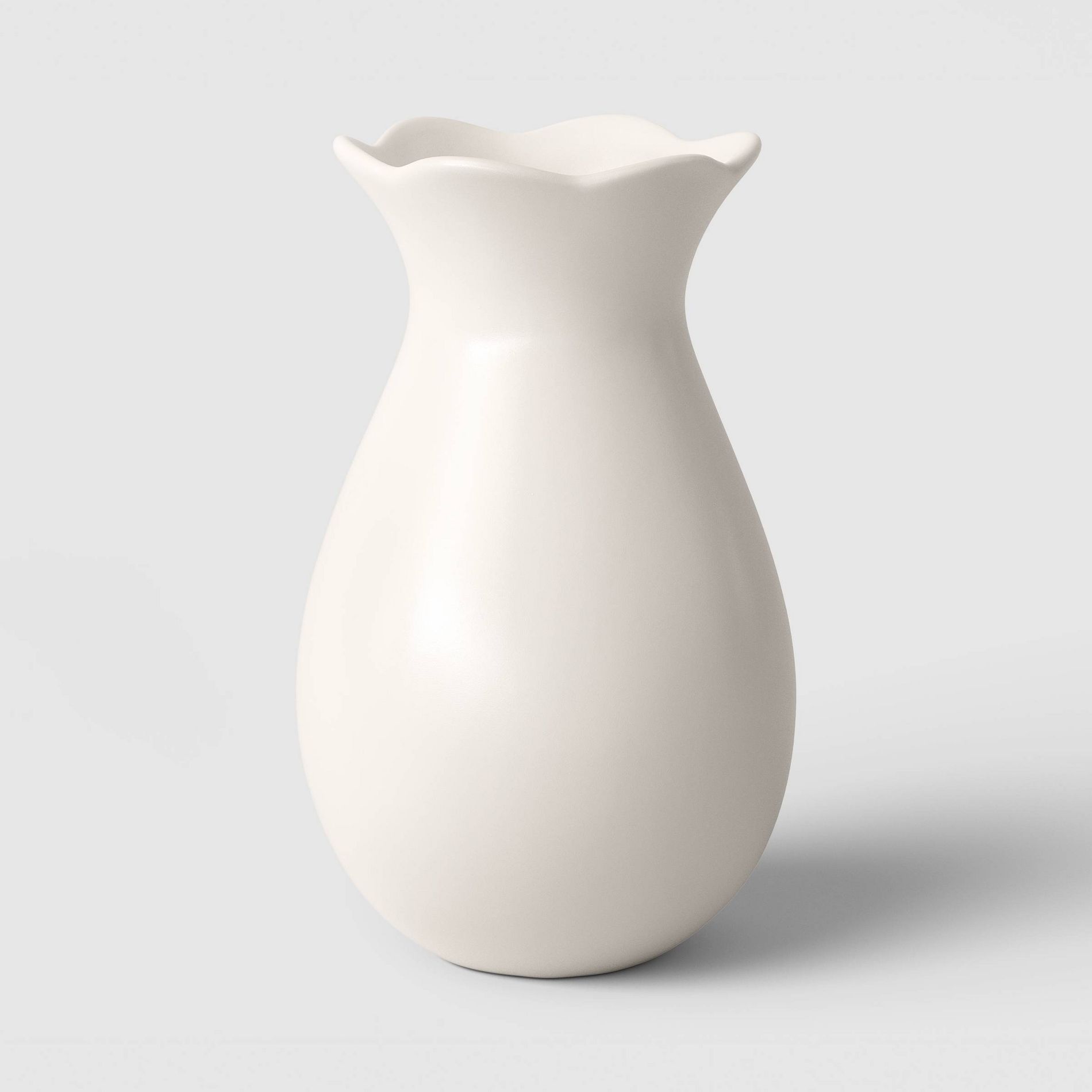 Scalloped Ceramic Vase White - Room Essentials™