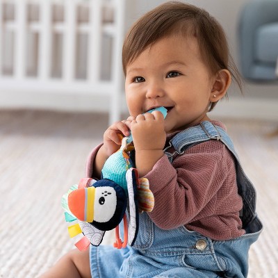 Infantino Go Gaga! Jittery Puffin Baby Toy