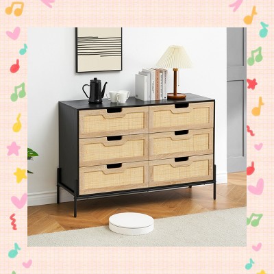 Garvee Chic 6 Drawer Dresser – 47'' Farmhouse Chest of Drawers with Elegant Rattan Design and Metal Legs, Perfect for Bedroom