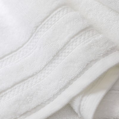 True Comfort White Cotton 4-Piece Bath Towel Set