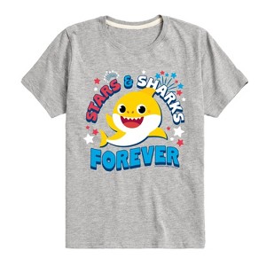 Boys' - Baby Shark - Stars and Sharks Short Sleeve Graphic T-Shirt - 1 of 4