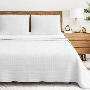 FIONECA 3-Piece All-Season Jersey Knit Quilt Set – T-Shirt Soft, Wrinkle-Resistant Bedding (Quilt + Shams) - 1 of 4