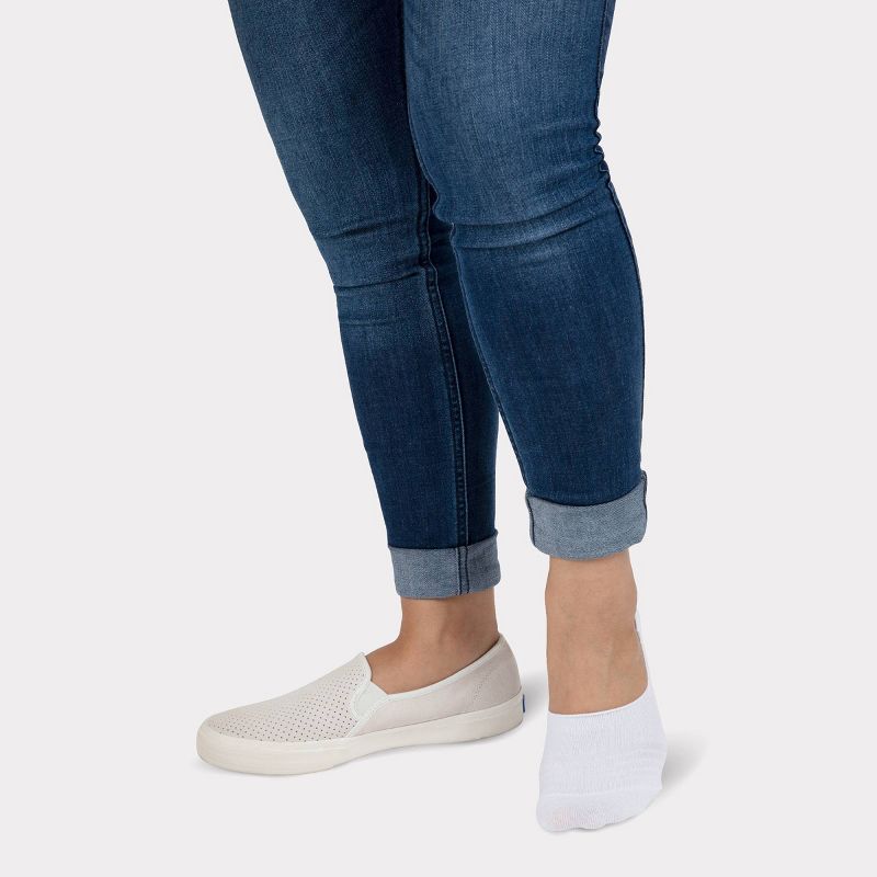 Peds Women's Extended Size Mesh Striped 6+1 Bonus Pack Sport Liner Socks - 8-12, 2 of 3
