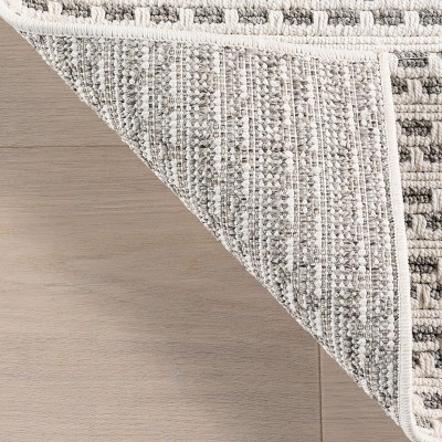 Havanah Cream Geometric 4' x 6' Synthetic Area Rug