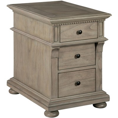 Hekman 25205 Chairside Chest 699