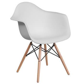 Merrick Lane Polypropylene Accent Chair with Gently Curved Arms and Metal Braced Wooden Legs