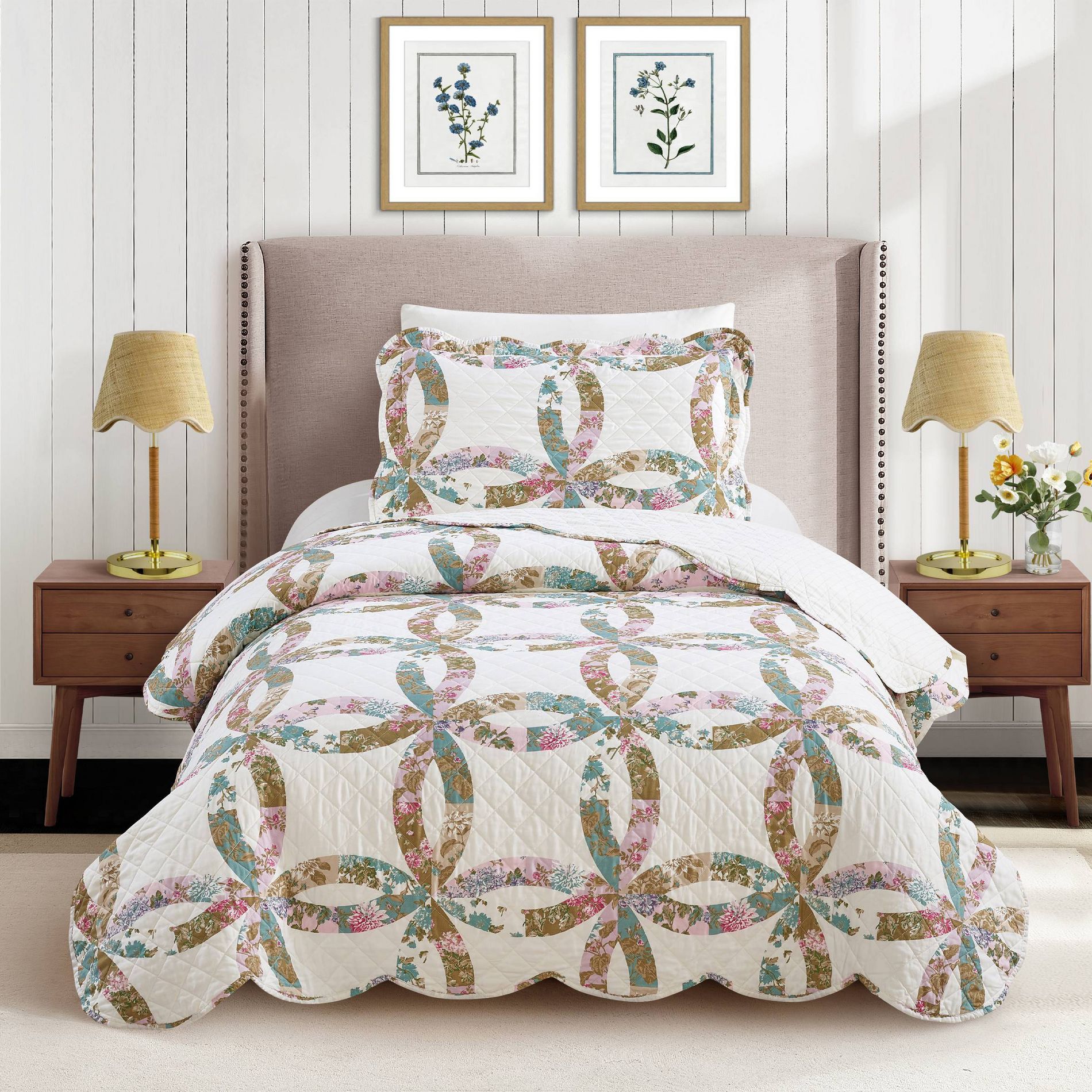 Modern Heirloom Dahila Chain Quilt Bedding Set