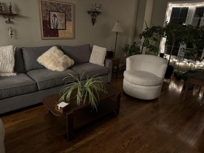 Guest review image 1 of 2, zoom in