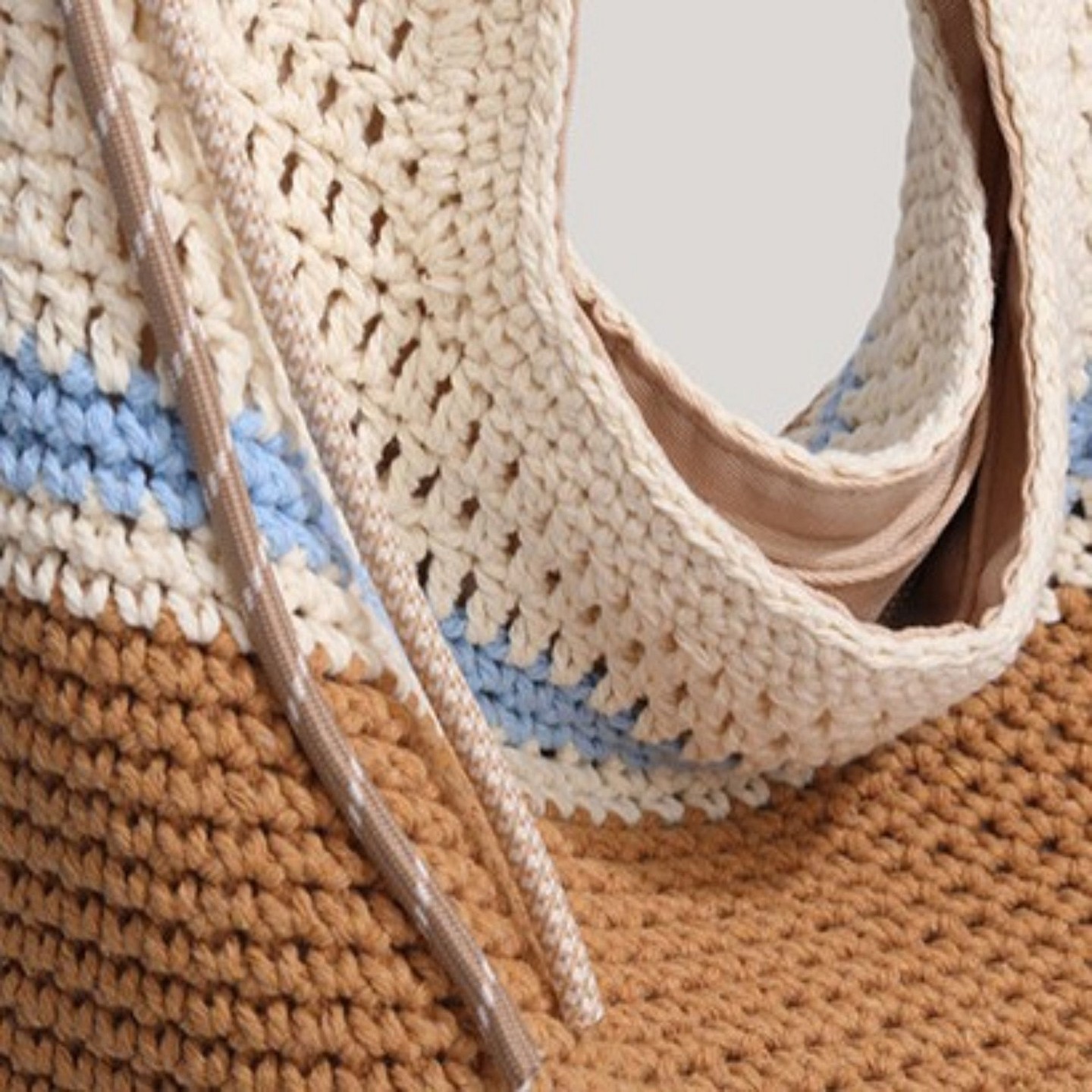 Женская сумка Alilang Woven Crochet Straw Beach Striped Vacation Shoulder Bohemian Summer Hobo Purse - Beige, цвет: Полосатый — фото 7