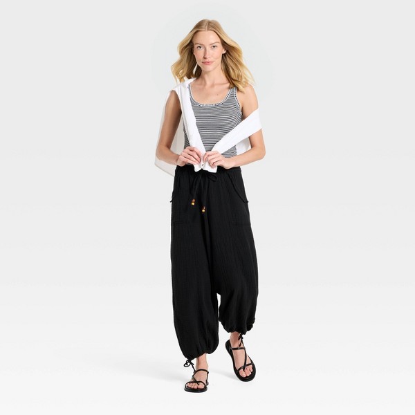Pantalones holgados de tiro regular con puño y elástico para mujer - Universal Thread™ 3