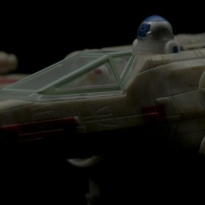 Star Wars StarWars Feature Vehicle 9 Vehicle & Figure Millennium Falcon  (SWJ0022)