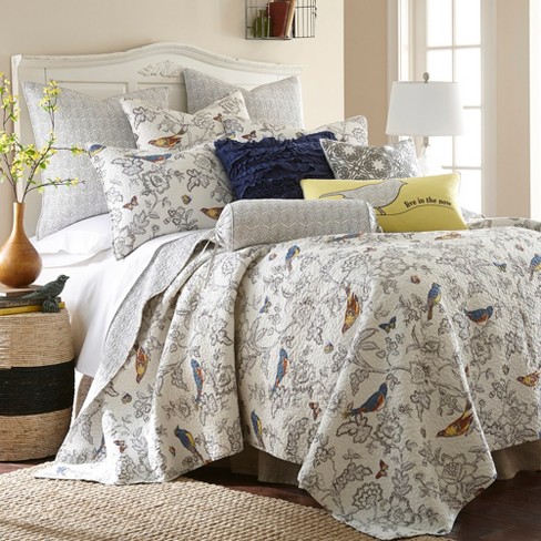 Mockingbird Toile Quilt Set Full Queen Quilt and Two Standard Pillow Shams Levtex Home