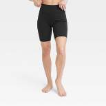 Women's Brushed Sculpt Pocketed Bike Shorts 8" - All in Motion™