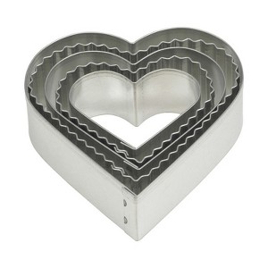 Harold Import Silver Stainless Steel Heart Shaped Cookie Cutter Set - 1 of 1