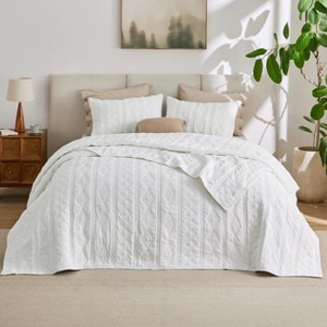 100% Cotton Quilt Set - Lightweight King Bedspread, Cozy Bedding Coverlet 3-Piece with Pillow Shams - 1 of 4