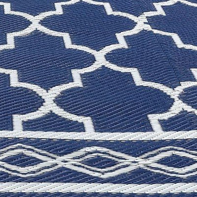 dark blue/white