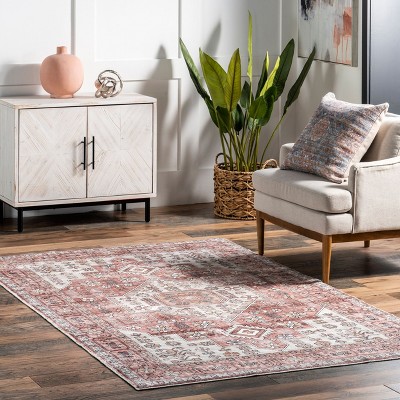 Evon Traditional Multicolor Medallion Machine Washable Area Rug