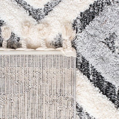 Gray Diamond Shag Synthetic 4' x 6' Area Rug