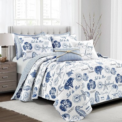 Coastal Reef Feather Reversible Quilt Set –