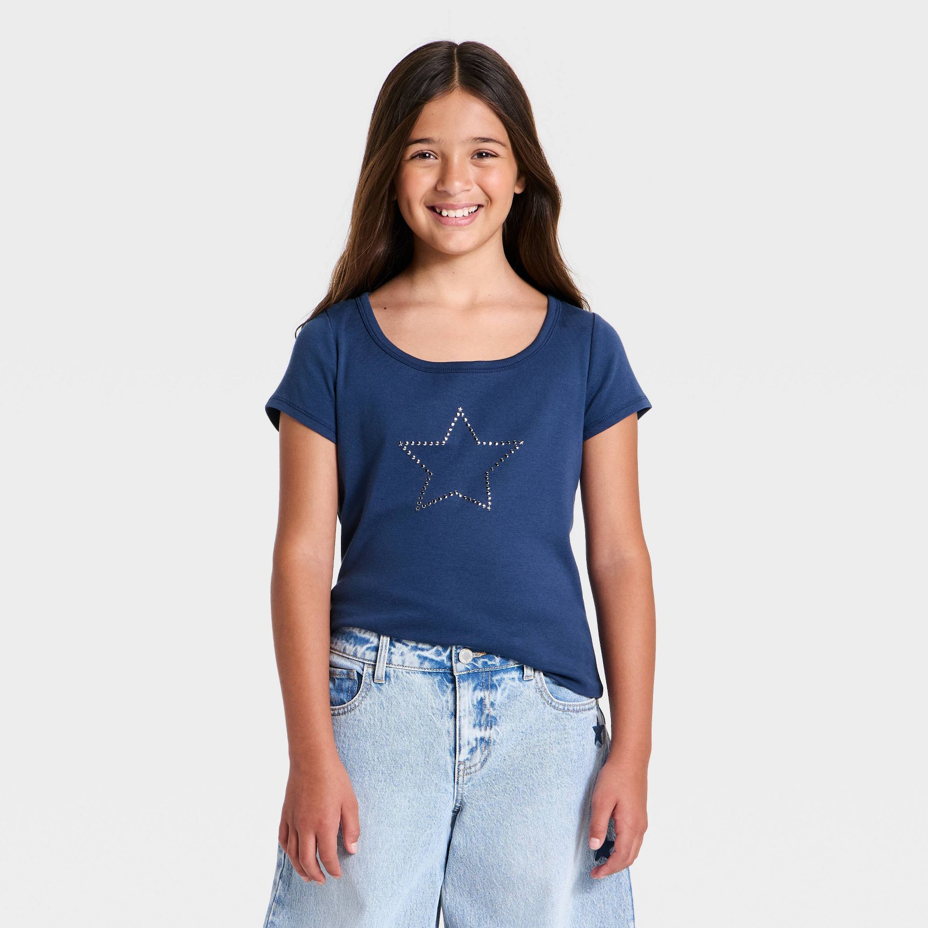 Girls' Scoop Neck Graphic Baby T-Shirt - art class™