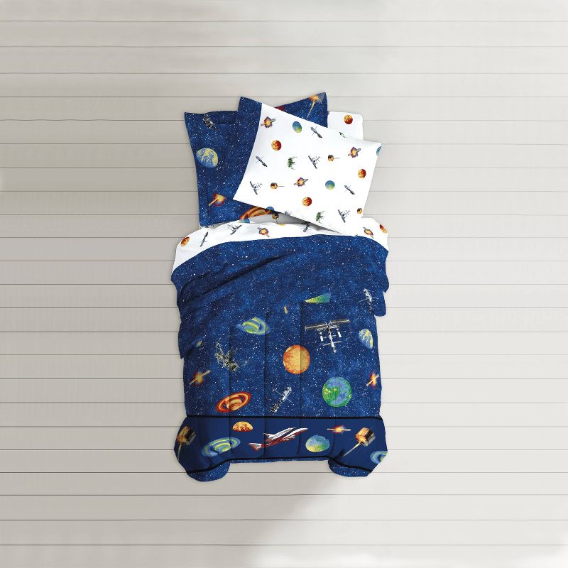 Outer Space Mini Bed in a Bag Blue - Dream Factory, 3 of 5