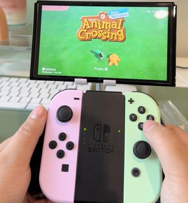 Nintendo Switch Joy-Con (L) Pastel Green | GameStop