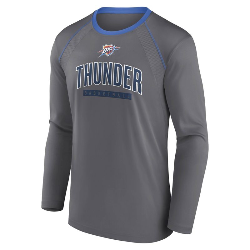 NBA Oklahoma City Thunder Men&#39;s Long Sleeve Gray Pick and Roll Poly Performance T-Shirt, 2 of 4