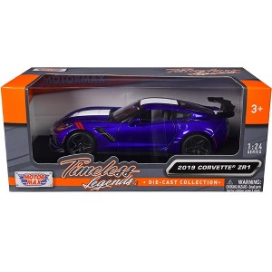 2019 Chevrolet Corvette ZR1 White with Black Accents 1/24 Diecast Model Car by Motormax - 1 of 3
