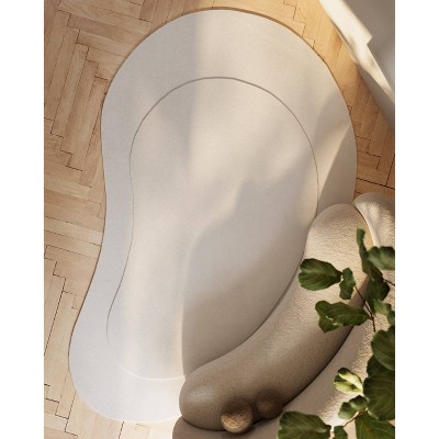 Ivory Kidney-Shaped Handmade Wool Area Rug, 6' x 9'