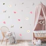 Pastel Floral Wall Decor - Decalcomania