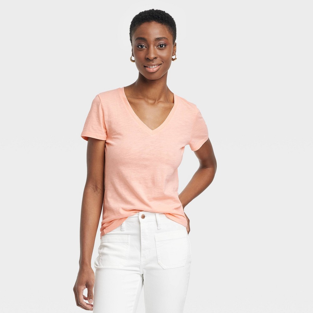Assorted sizes XS-XXL Women's Slim Fit Short Sleeve V-Neck T-Shirt - Universal Thread Peach,Pink