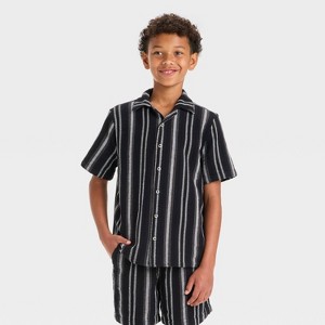 Boys' Short Sleeve Woven Button-Down Shirt - art class™ - 1 of 3