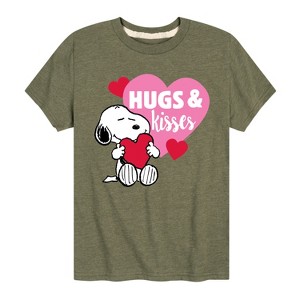 Boys' - Peanuts - Snoopy Hugs And Kisses Short Sleeve Graphic T-Shirt - 1 of 4
