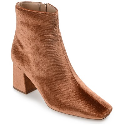 Journee Collection Womens Hazara Square Toe Block Heel Ankle Booties