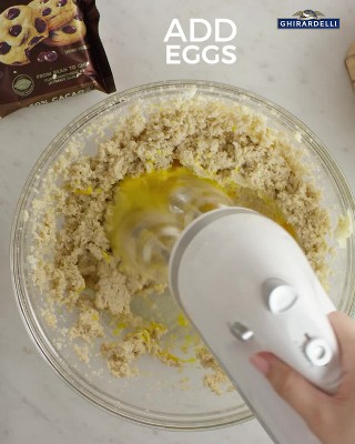 Play product video 7 of 10 slides