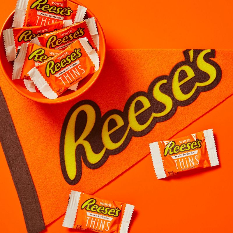 Reese&#39;s Thins White Cr&#233;me Peanut Butter Cups - 7.37oz, 2 of 7