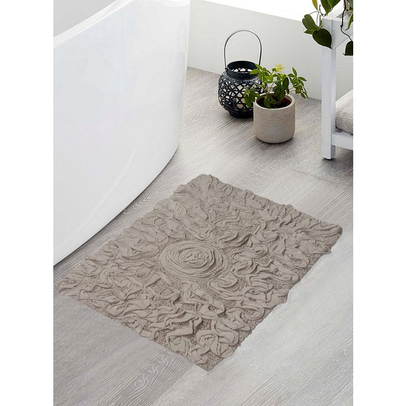 Bell Flower Collection Cotton Floral Pattern Tufted Bath Rug - Home Weavers, 1 of 5