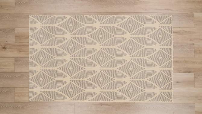 Hargrove Rug - Linon, 2 of 9, play video