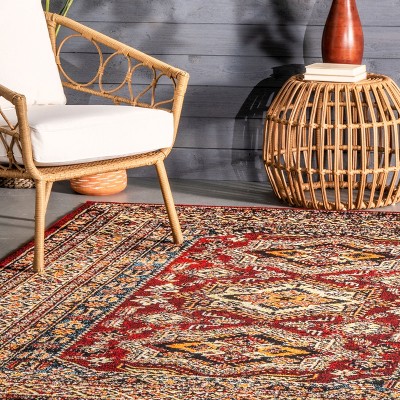 Medieval Red Round Synthetic Indoor/Outdoor Area Rug