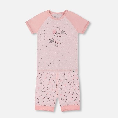 small pink flowers on pale pink