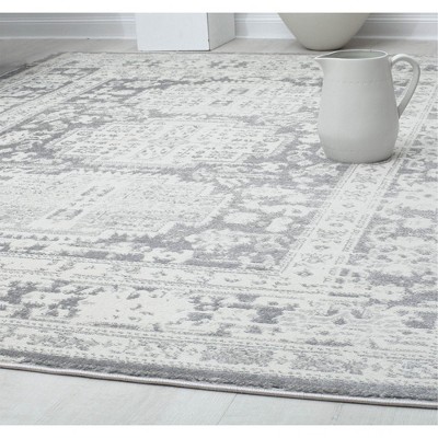 Elegant Gray Synthetic 8' x 10' Stain-resistant Transitional Area Rug