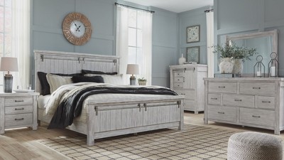 Transitional Brashland 3-Drawer Nightstand in Textured White