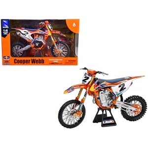 KTM 450 SX-F #2 Cooper Webb "Red Bull KTM Factory Racing" SuperCross 1/6 Diecast Model by New Ray - 1 of 4