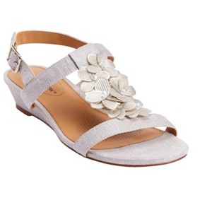 Comfortview Women's The Carina Slingback (Wide Widths Available) - 1 of 4