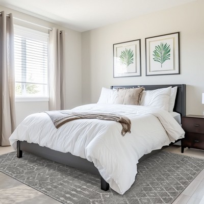 Handmade Dark Grey Geometric 6' Square Synthetic Area Rug