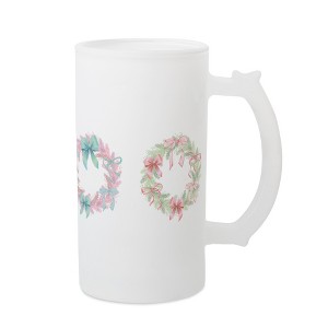 Elanze Designs Freezable Beer Stein Mug With Thumb Grip Handle, 16 Ounce Frosted Glass, Christmas Bow Wreaths - 1 of 1