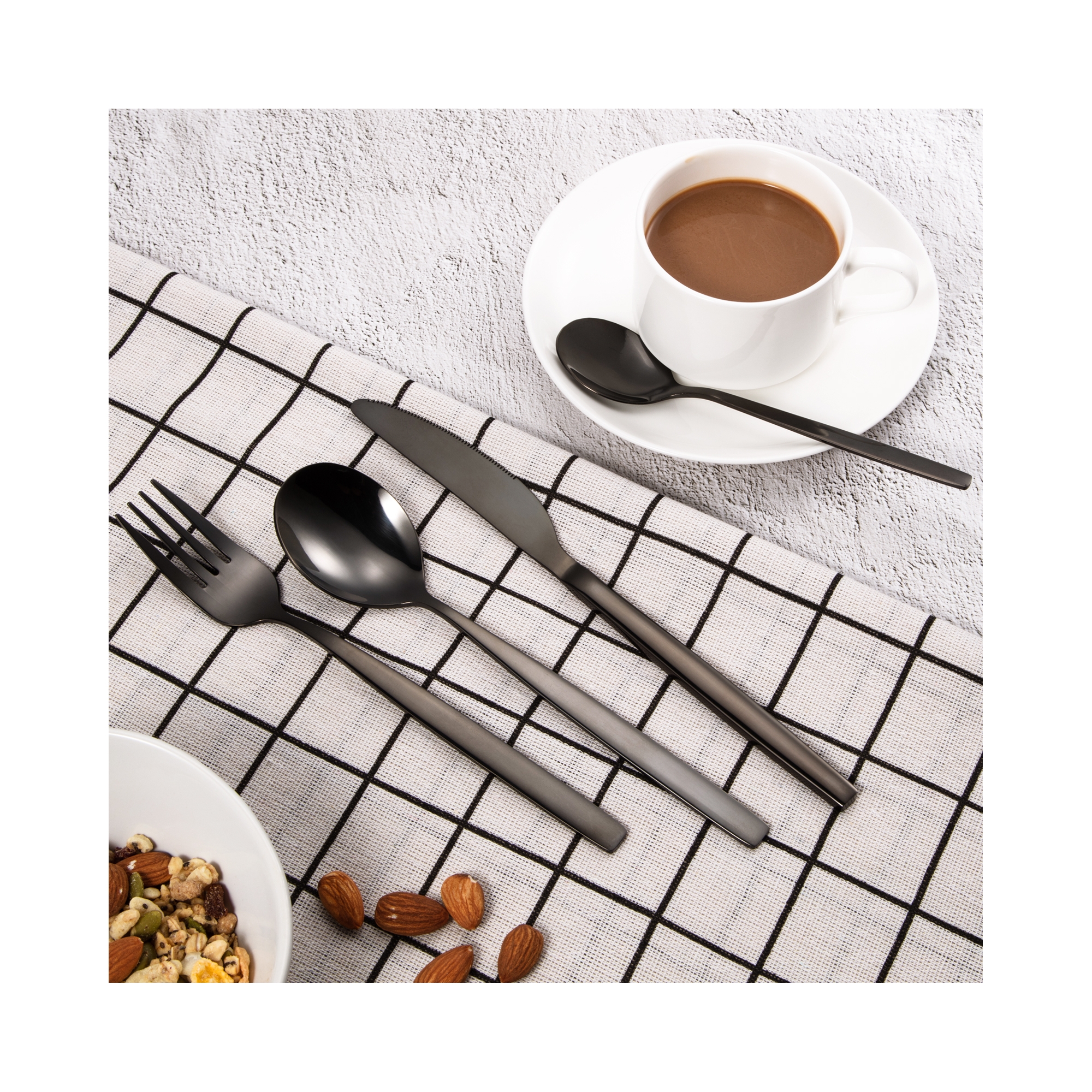 30-Piece Stainless Steel Silverware– Mirror Polished Flatware Cutlery, Dishwasher Safe – Includes Forks, Knives, Spoons – Tableware Utensil Set