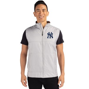 New York Yankees Cutter & Buck Stealth Hybrid Quilted Mens Windbreaker Vest - 1 of 1