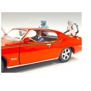 Hazmat Crew Figurine III for 1/24 Scale Models by American Diorama - 1 of 3