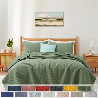 King Green Reversible Microfiber Quilt Set